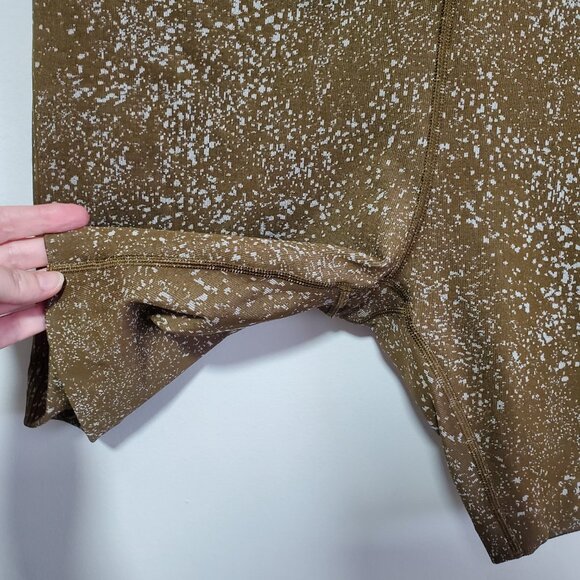 LULULEMON Ebb to Street High-Rise Shorts 8" Seamless Stretch Ribbed Women's 14 - Picture 4 of 11